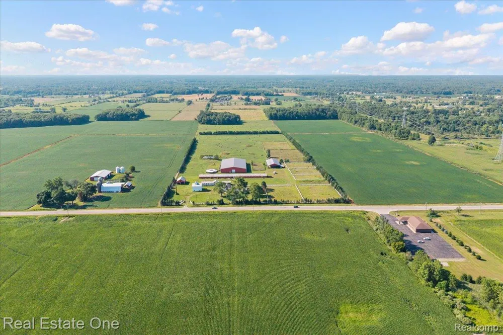 6277 Fred W Moore Highway China Township, MI 48054