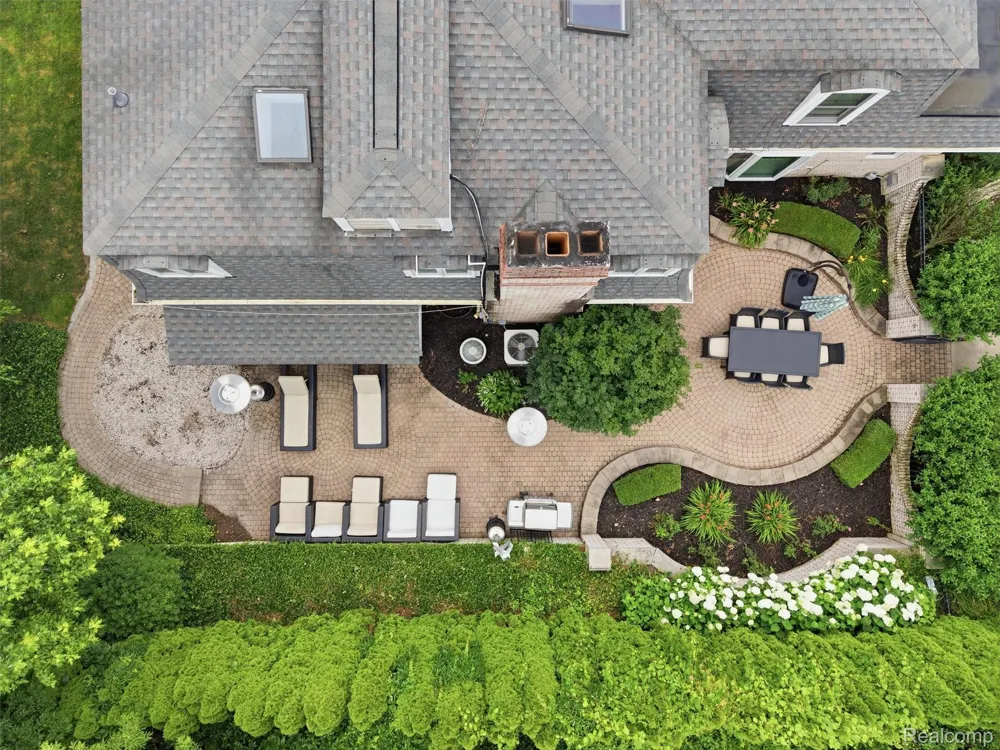 1281 Twin Maples Lane Bloomfield Hills City, MI 48301