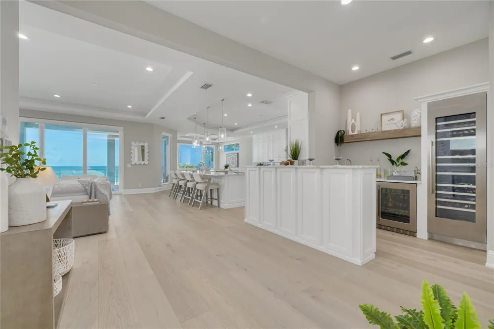 34 GULF BOULEVARD Indian Rocks Beach, FL 33785