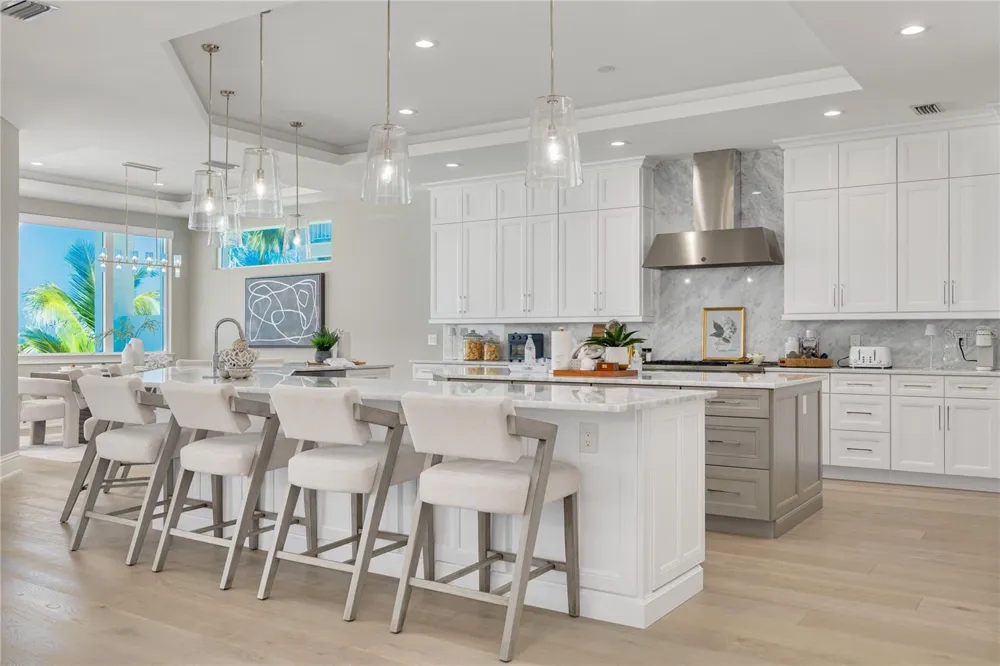 34 GULF BOULEVARD Indian Rocks Beach, FL 33785