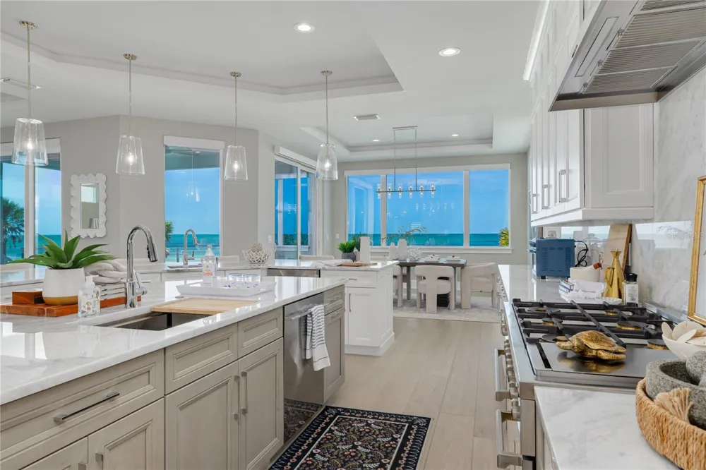 34 GULF BOULEVARD Indian Rocks Beach, FL 33785