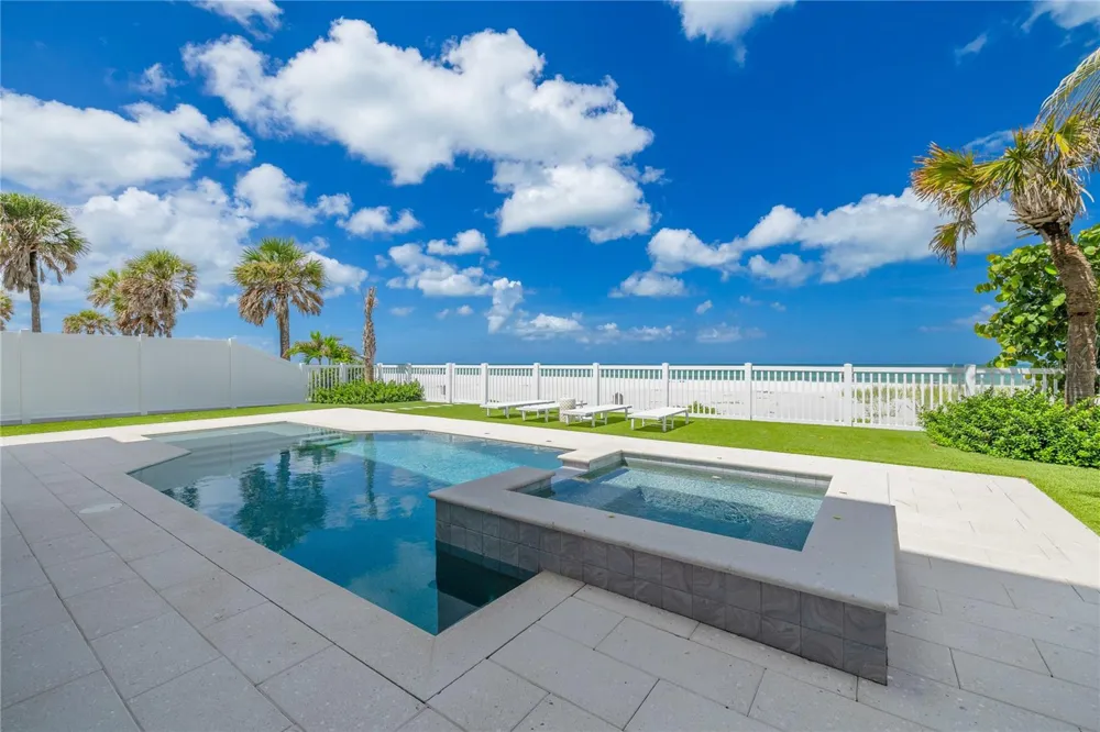 34 GULF BOULEVARD Indian Rocks Beach, FL 33785