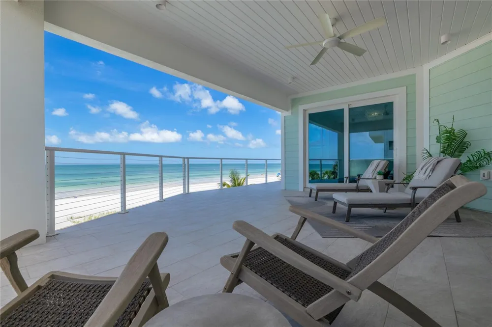 34 GULF BOULEVARD Indian Rocks Beach, FL 33785