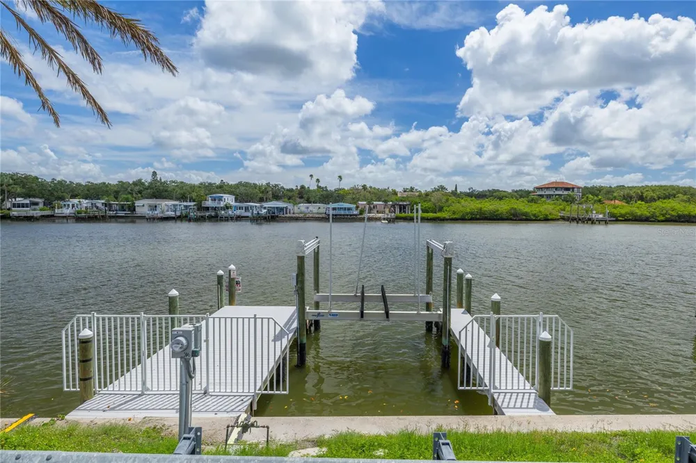 34 GULF BOULEVARD Indian Rocks Beach, FL 33785