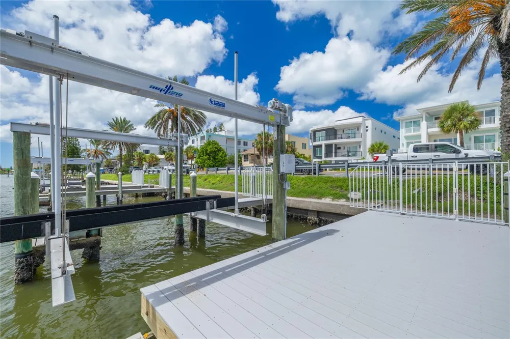 34 GULF BOULEVARD Indian Rocks Beach, FL 33785