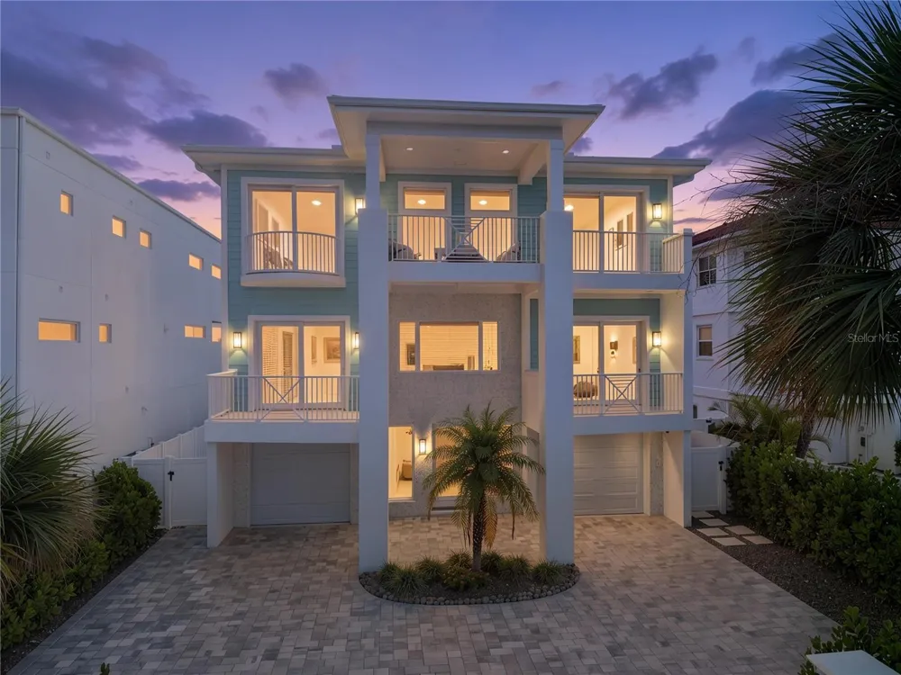 34 GULF BOULEVARD Indian Rocks Beach, FL 33785