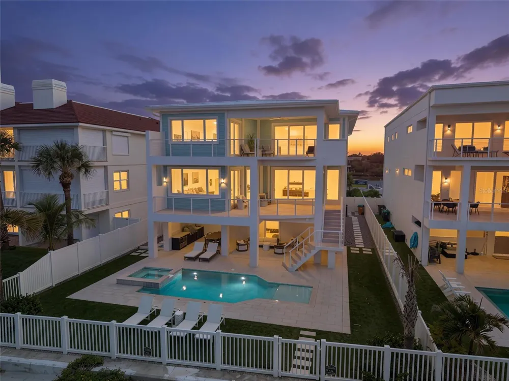 34 GULF BOULEVARD Indian Rocks Beach, FL 33785