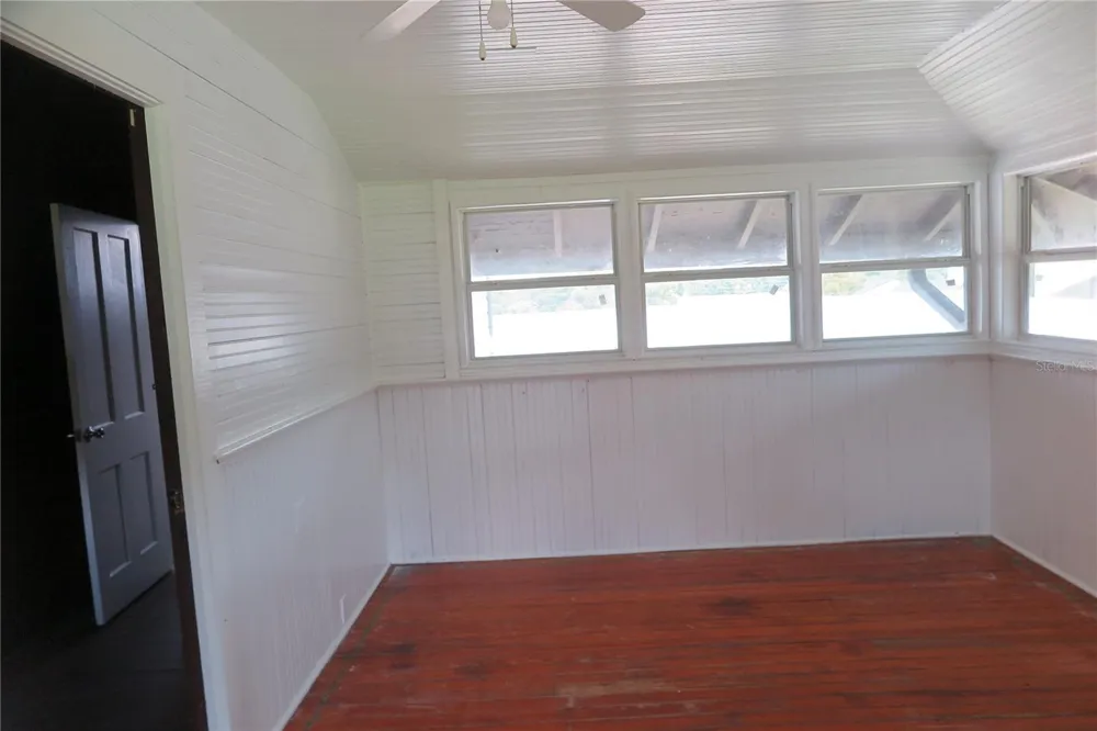 105 SE 1ST AVENUE Lake Butler, FL 32054