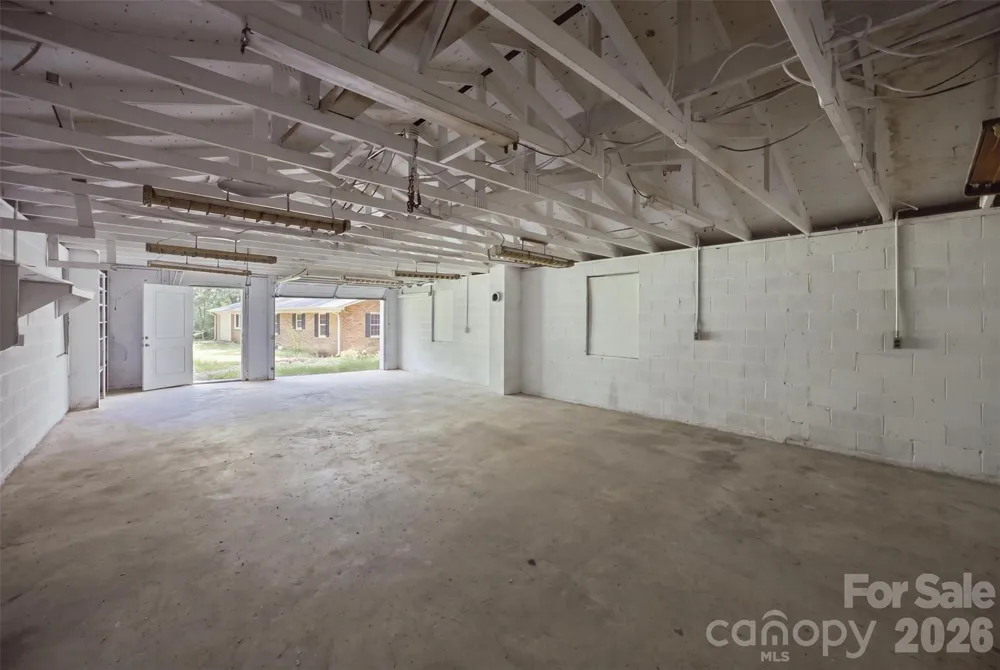 2725 Puetts Chapel Road Bessemer City, NC 28016