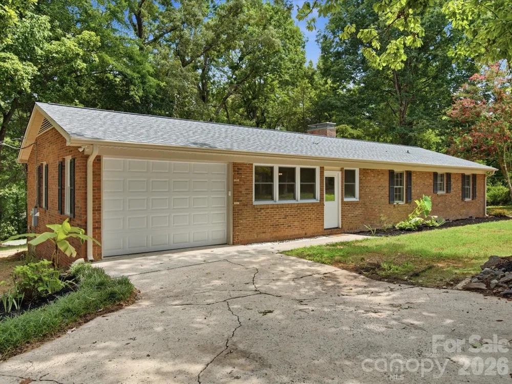 2725 Puetts Chapel Road Bessemer City, NC 28016
