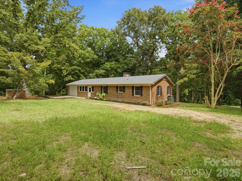 2725 Puetts Chapel Road Bessemer City, NC 28016
