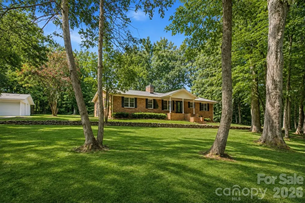 2725 Puetts Chapel Road Bessemer City, NC 28016