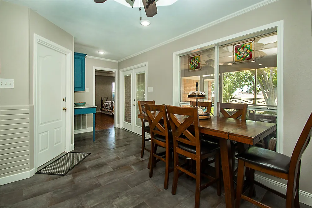 100 Durning Road Van Alstyne, TX 75495