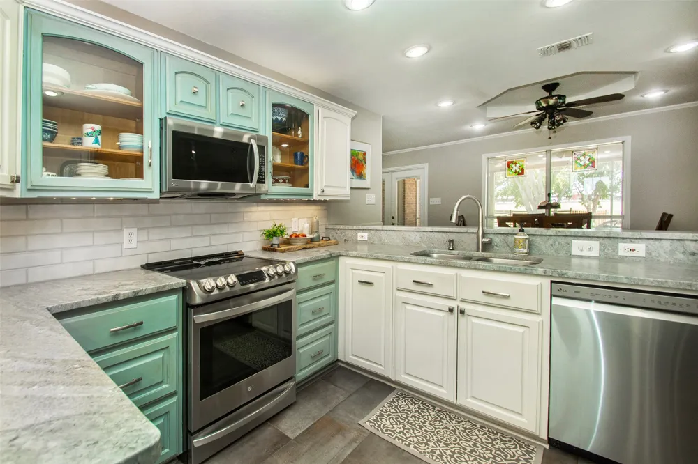 100 Durning Road Van Alstyne, TX 75495