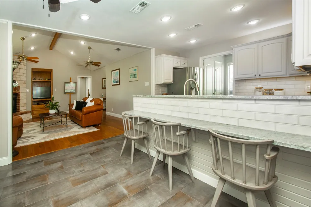 100 Durning Road Van Alstyne, TX 75495