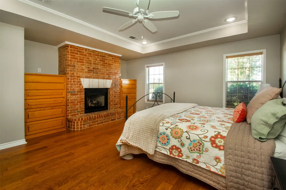 100 Durning Road Van Alstyne, TX 75495