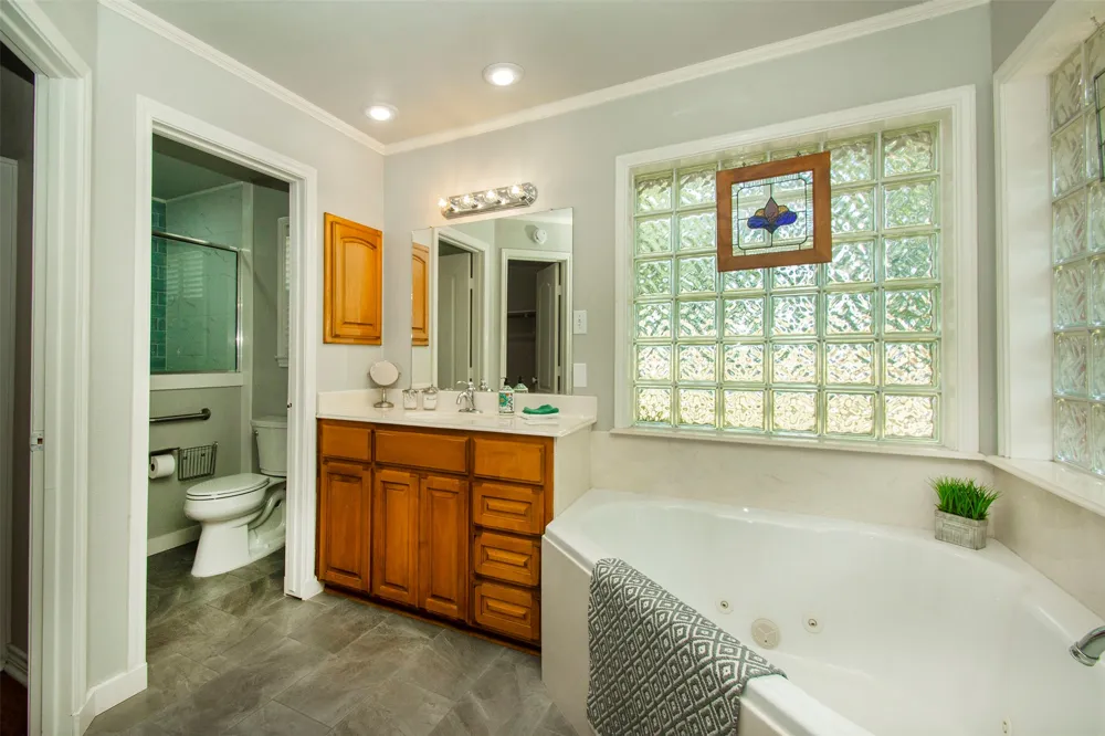 100 Durning Road Van Alstyne, TX 75495