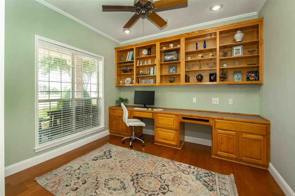 100 Durning Road Van Alstyne, TX 75495