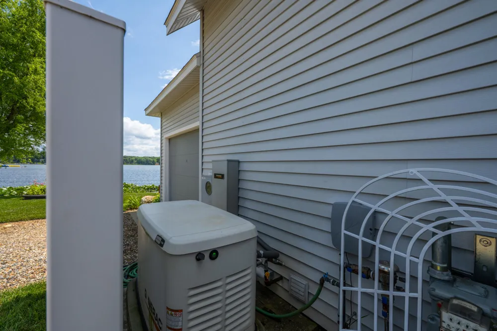 80885 County Road 652 Lawton, MI 49065