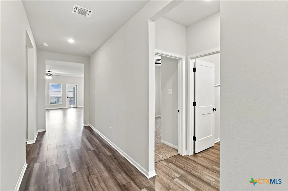 2827 Fox River Drive Temple, TX 76502
