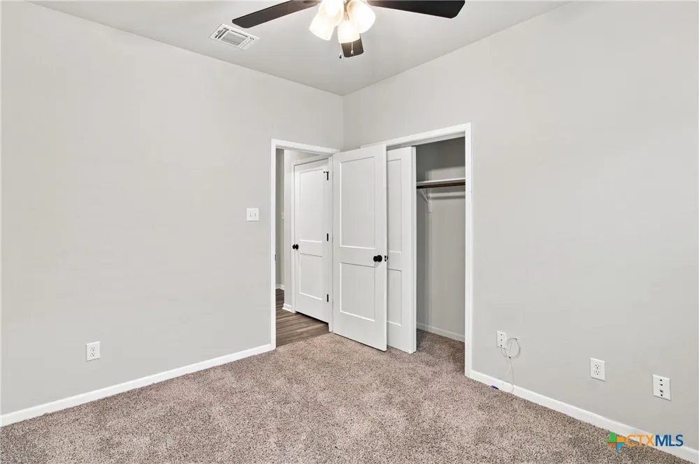 2827 Fox River Drive Temple, TX 76502