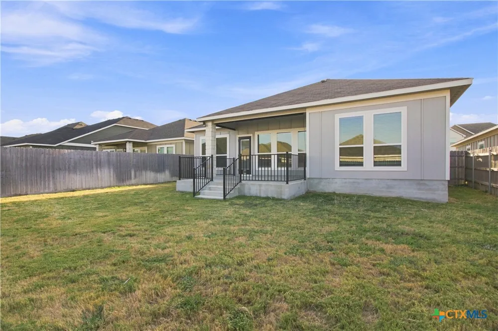 2827 Fox River Drive Temple, TX 76502