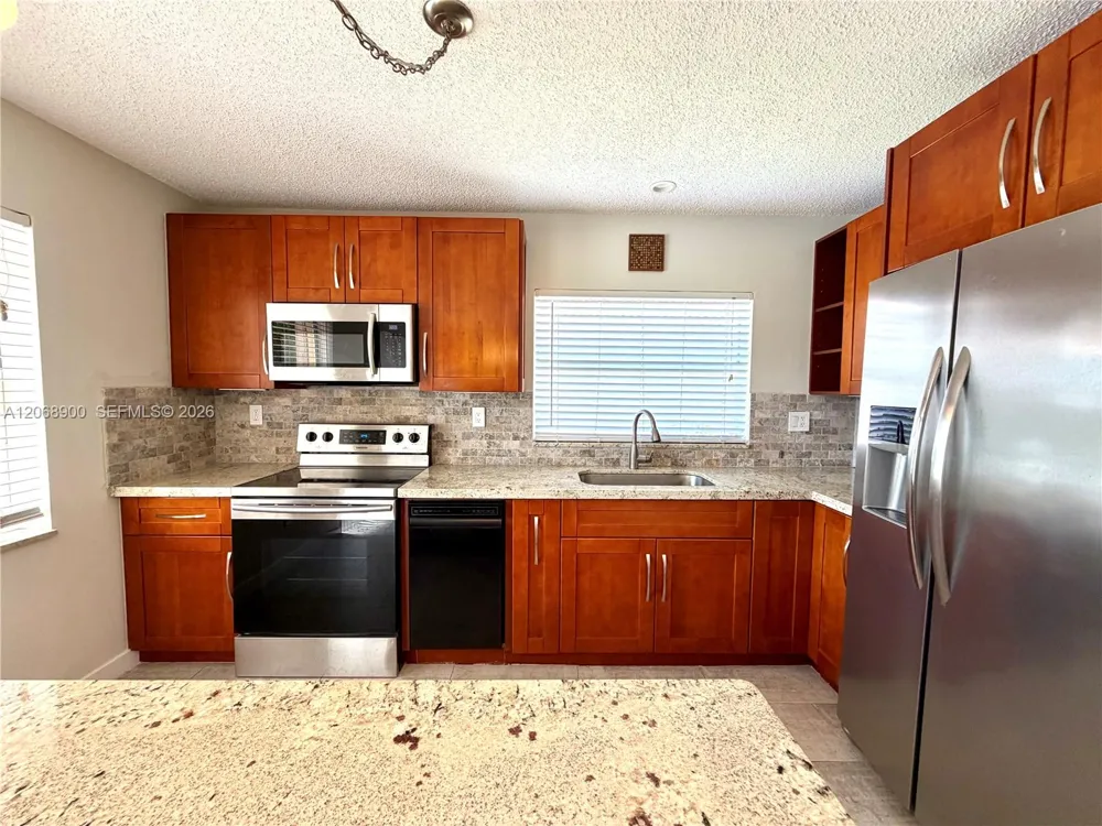 12614 NW 12th Ct Sunrise, FL 33323