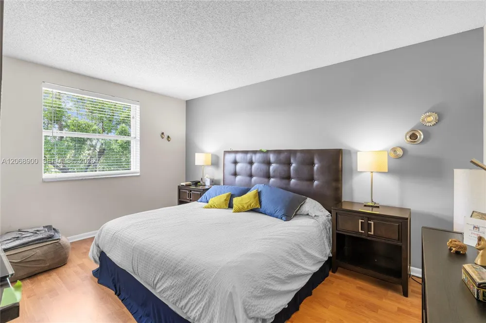 12614 NW 12th Ct Sunrise, FL 33323