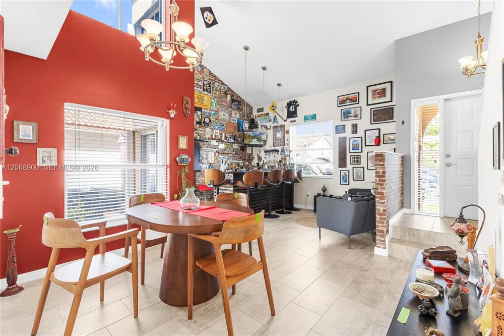 12614 NW 12th Ct Sunrise, FL 33323