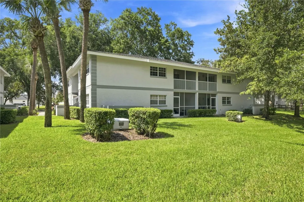 571 MIDWAY TRACK #J201 ocala, FL 34472