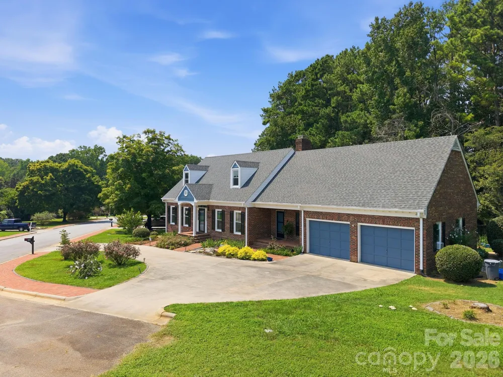 100 Arabian Lane Salisbury, NC 28147