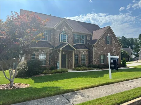 2401 Smoke Court