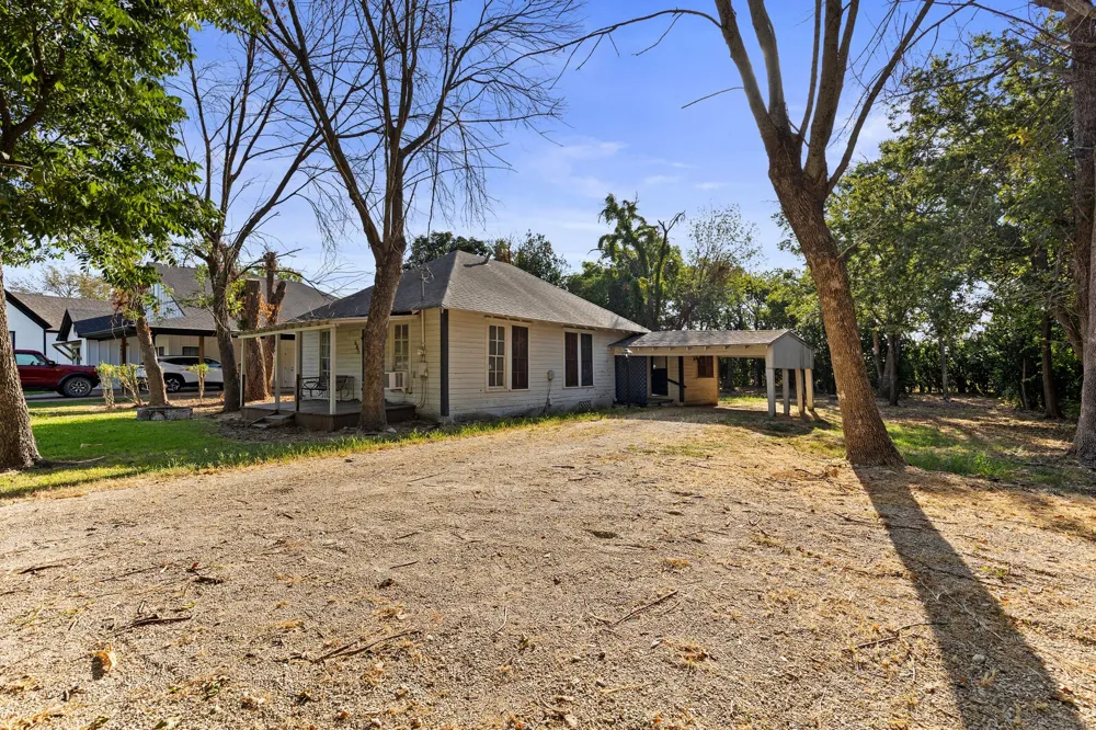 605 S Main West, TX 76691