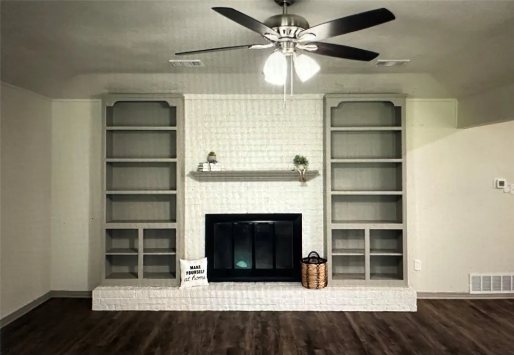 1306 Berry Drive Cleburne, TX 76033