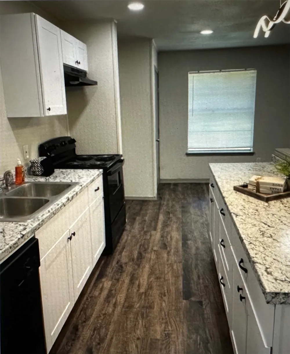 1306 Berry Drive Cleburne, TX 76033