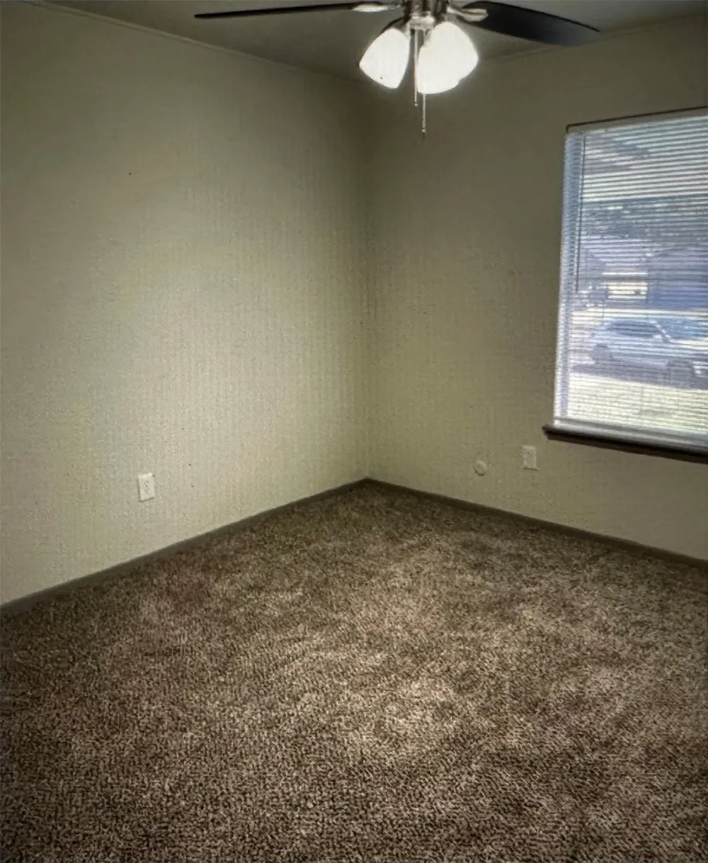 1306 Berry Drive Cleburne, TX 76033
