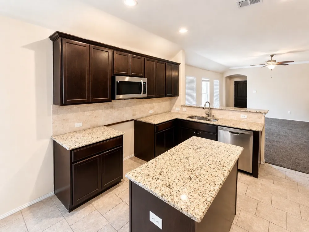 516 Cheyenne Drive Aubrey, TX 76227