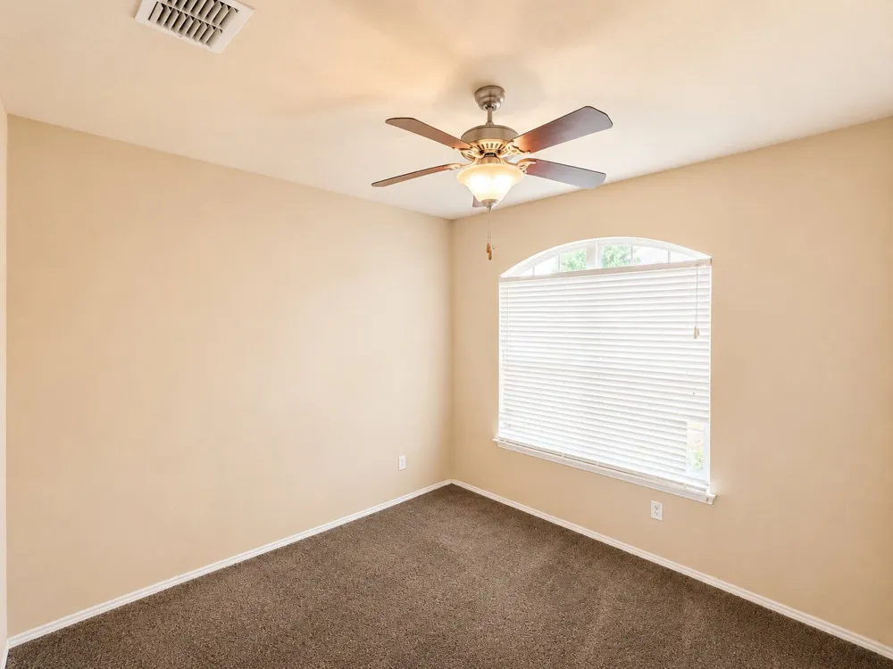 516 Cheyenne Drive Aubrey, TX 76227