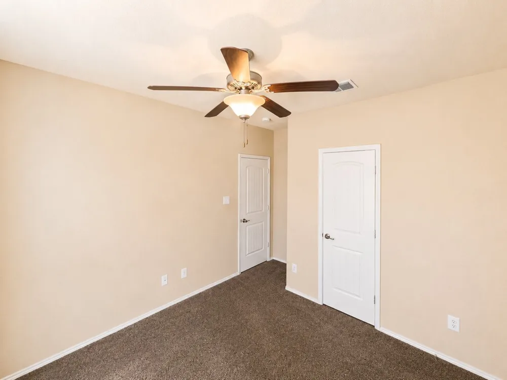 516 Cheyenne Drive Aubrey, TX 76227