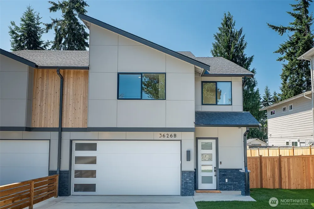 3626 191st Place SW #B Lynnwood, WA 98036