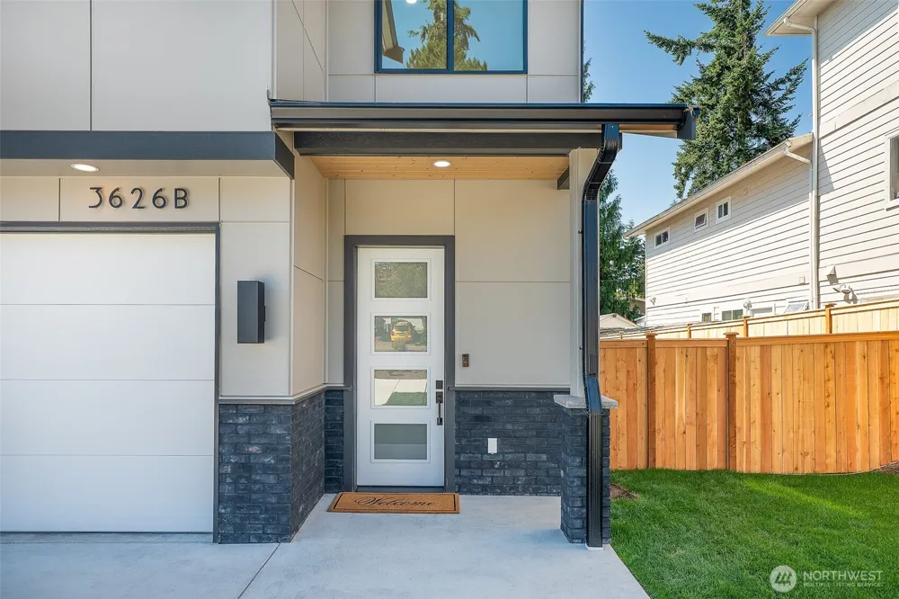 3626 191st Place SW #B Lynnwood, WA 98036