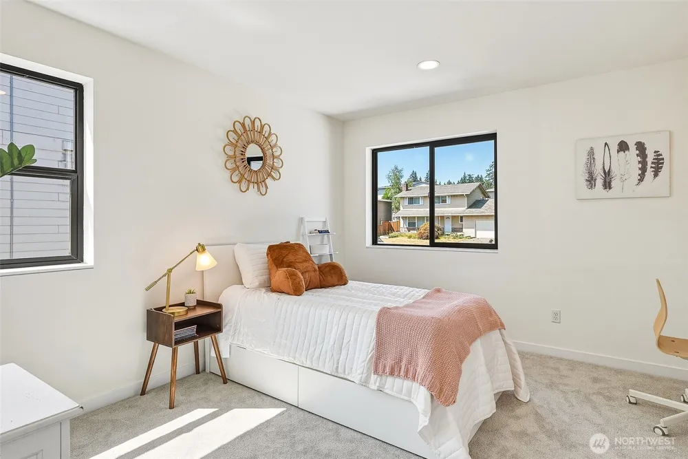 3626 191st Place SW #B Lynnwood, WA 98036