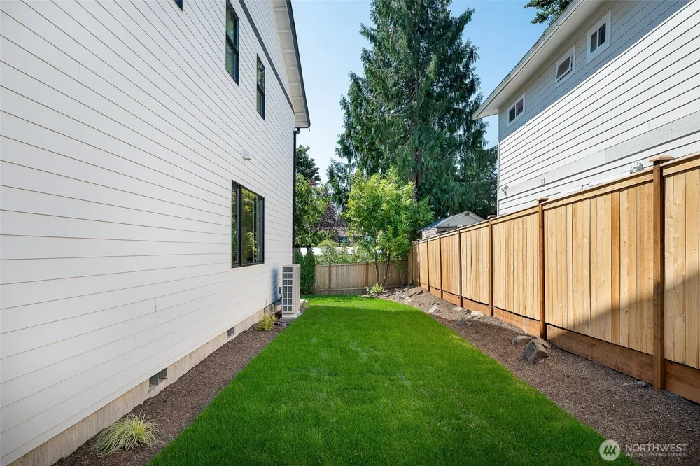 3626 191st Place SW #B Lynnwood, WA 98036