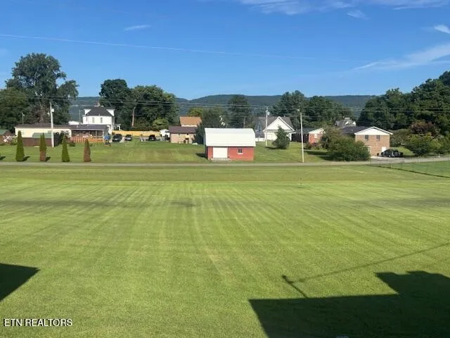 103 W Legion Circle Pikeville, TN 37367