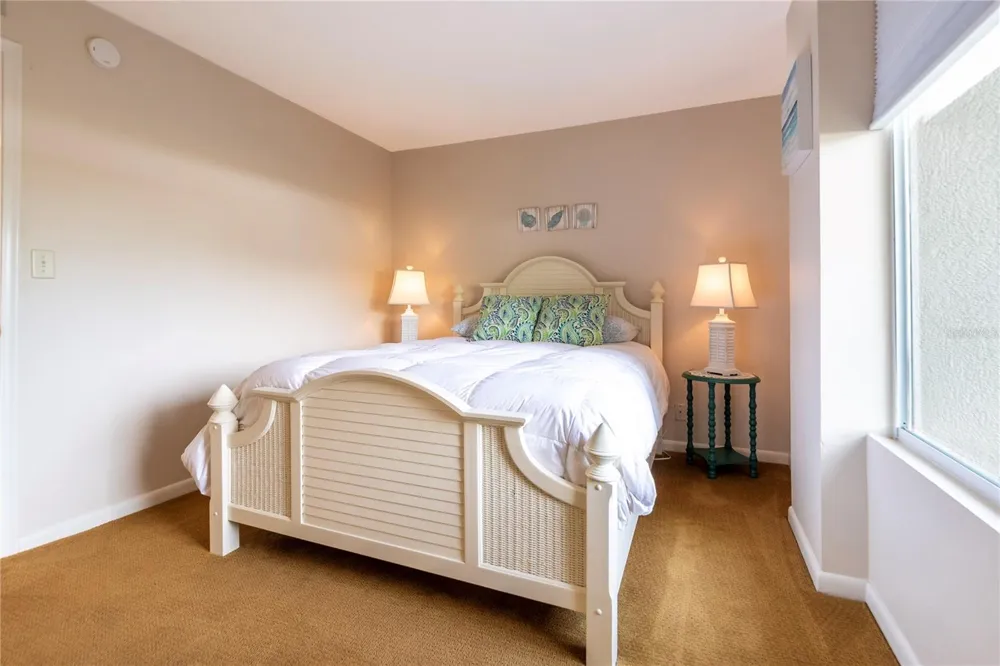 5277 ISLA KEY BOULEVARD S #124 St Petersburg, FL 33715