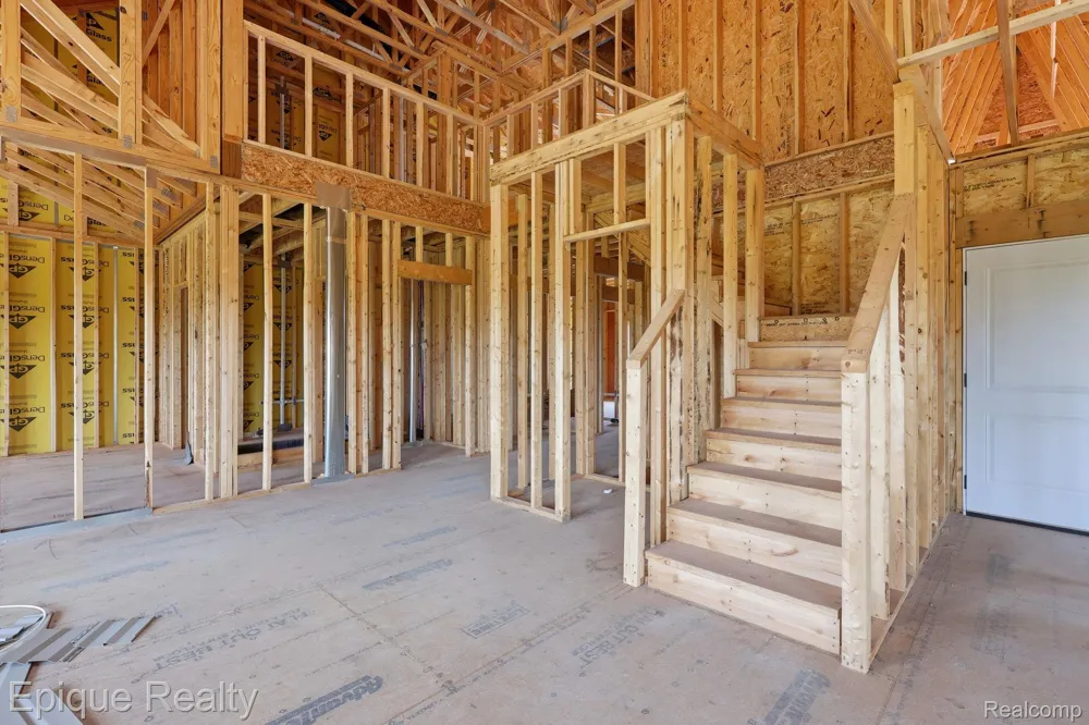 455 Cornerstone Drive Oxford Charter Township, MI 48371