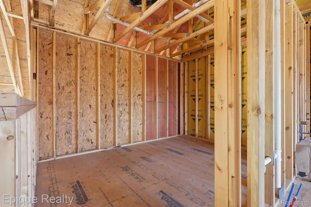 455 Cornerstone Drive Oxford Charter Township, MI 48371