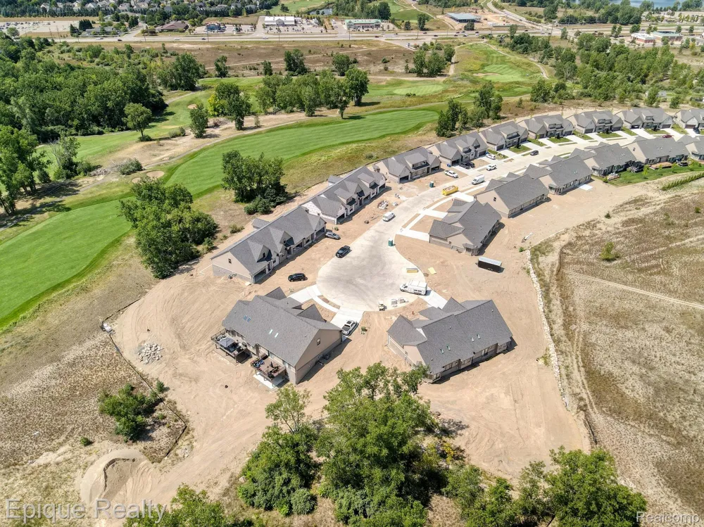 455 Cornerstone Drive Oxford Charter Township, MI 48371