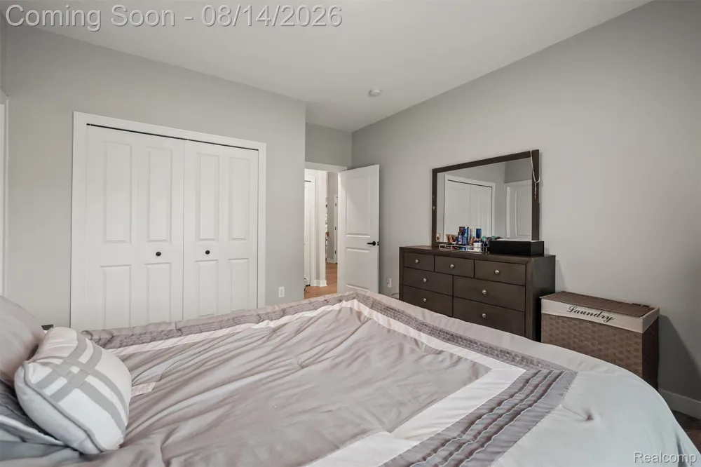 53908 Lawson Creek Drive Shelby Charter Township, MI 48316