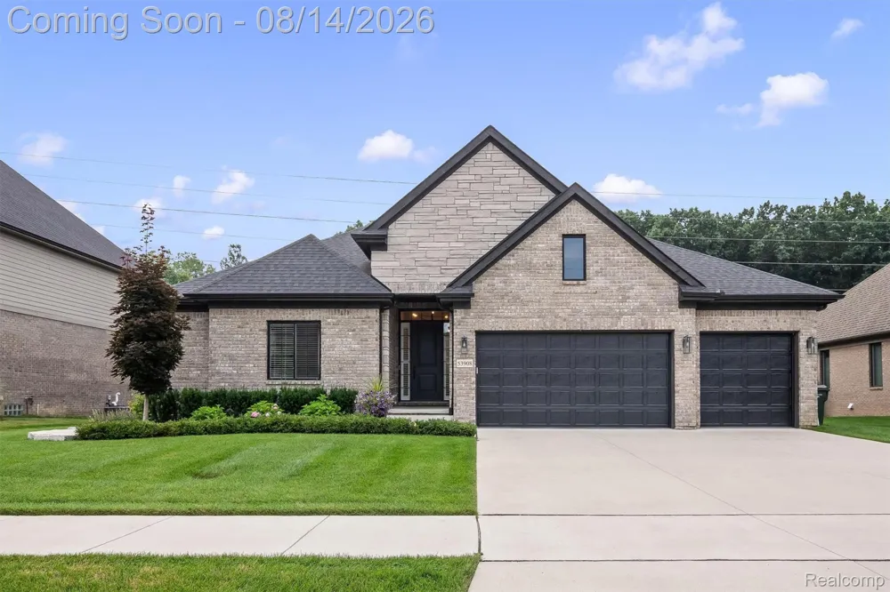 53908 Lawson Creek Drive Shelby Charter Township, MI 48316